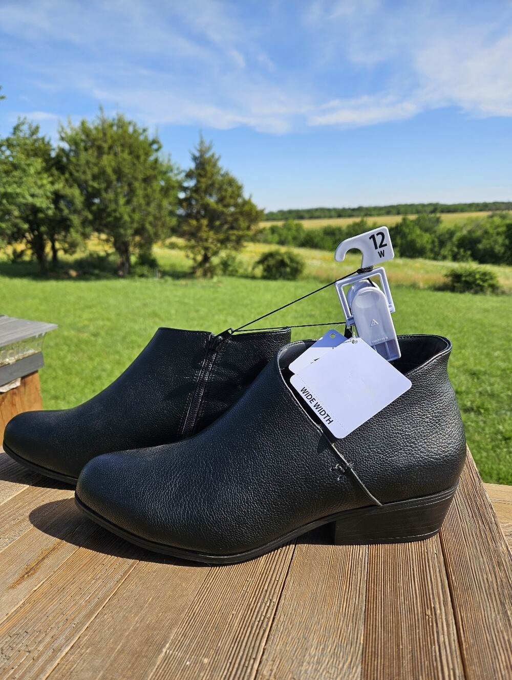 Aerosoles Women’s Ankle Booties Black Size 12W Side Zip Comfort #ankleboots